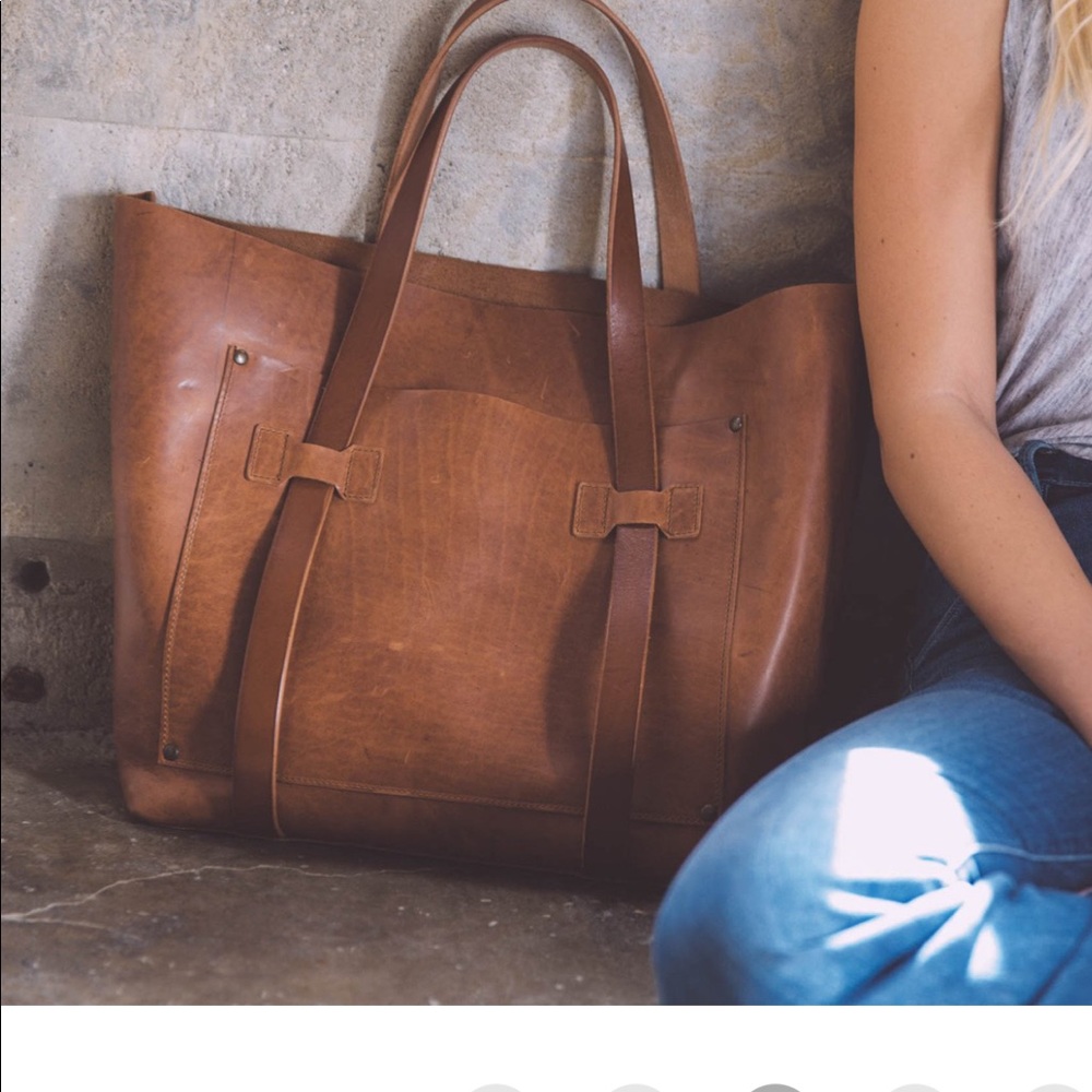 nwot- whipping post cargo tote.